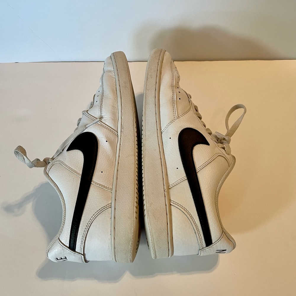 Nike Court Vision Low CD5463-101 Mens Sz 10.5 Casual Shoes White Black Logo - Picture 7 of 8